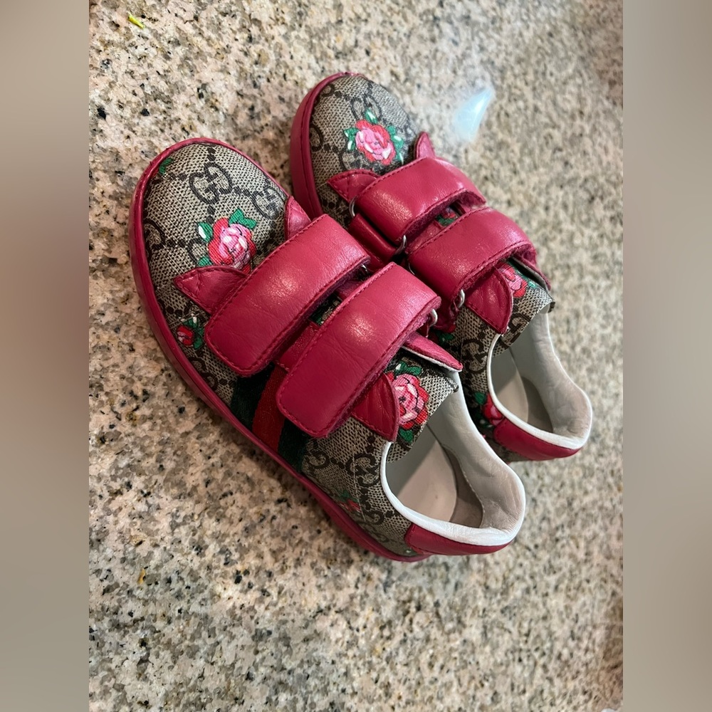 Gucci GG Supreme Monogram Rosebud Kids Sneakers